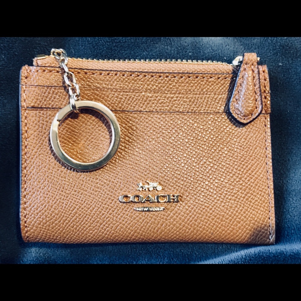 “COACH” - Mini Skinny ID Ring Card Case -BRAND NEW